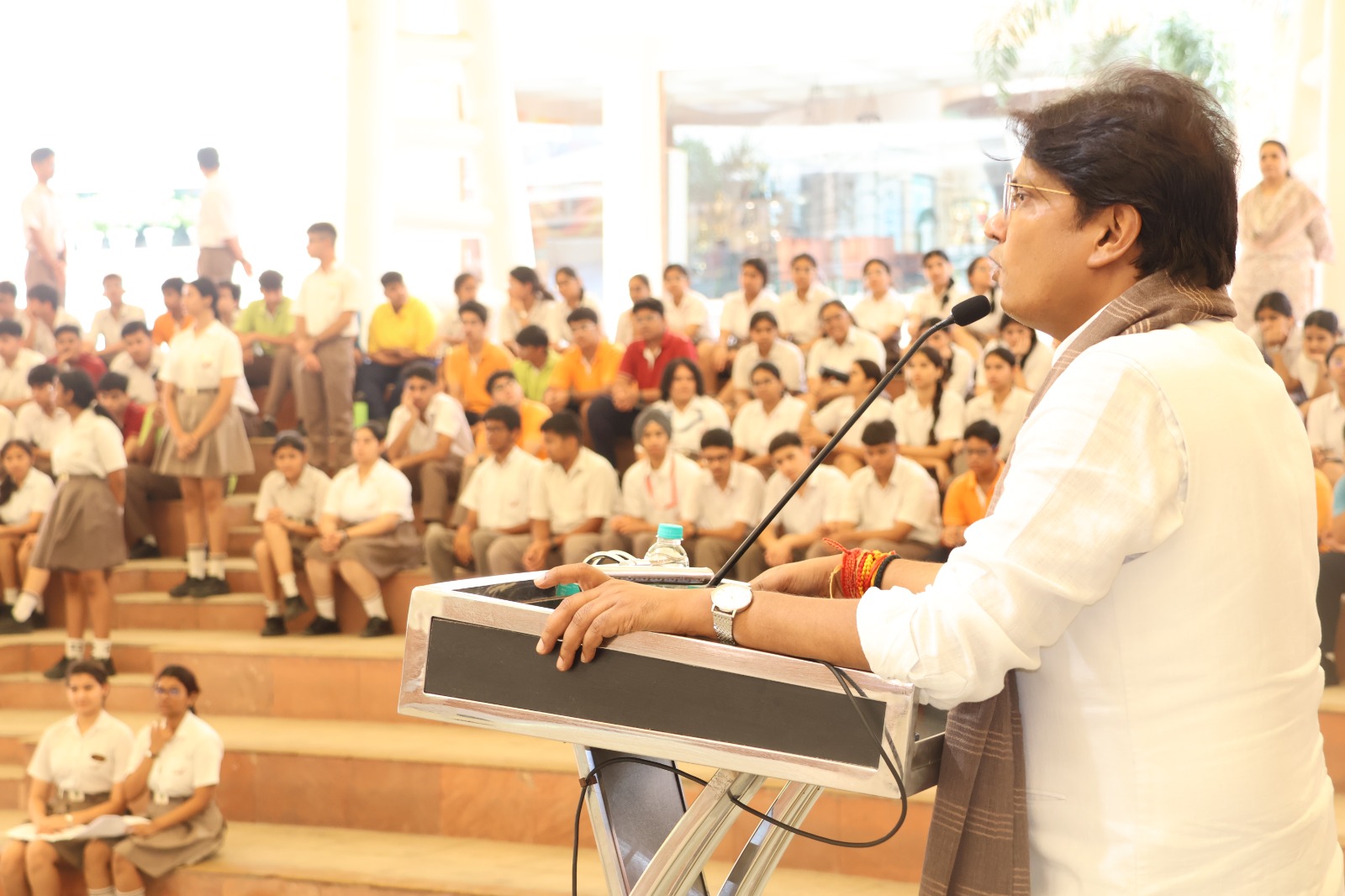 Motivational Talk Show Ignites Inspiration